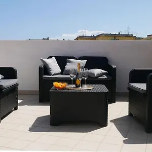 Charlotte Terrace , Cagliari Italia